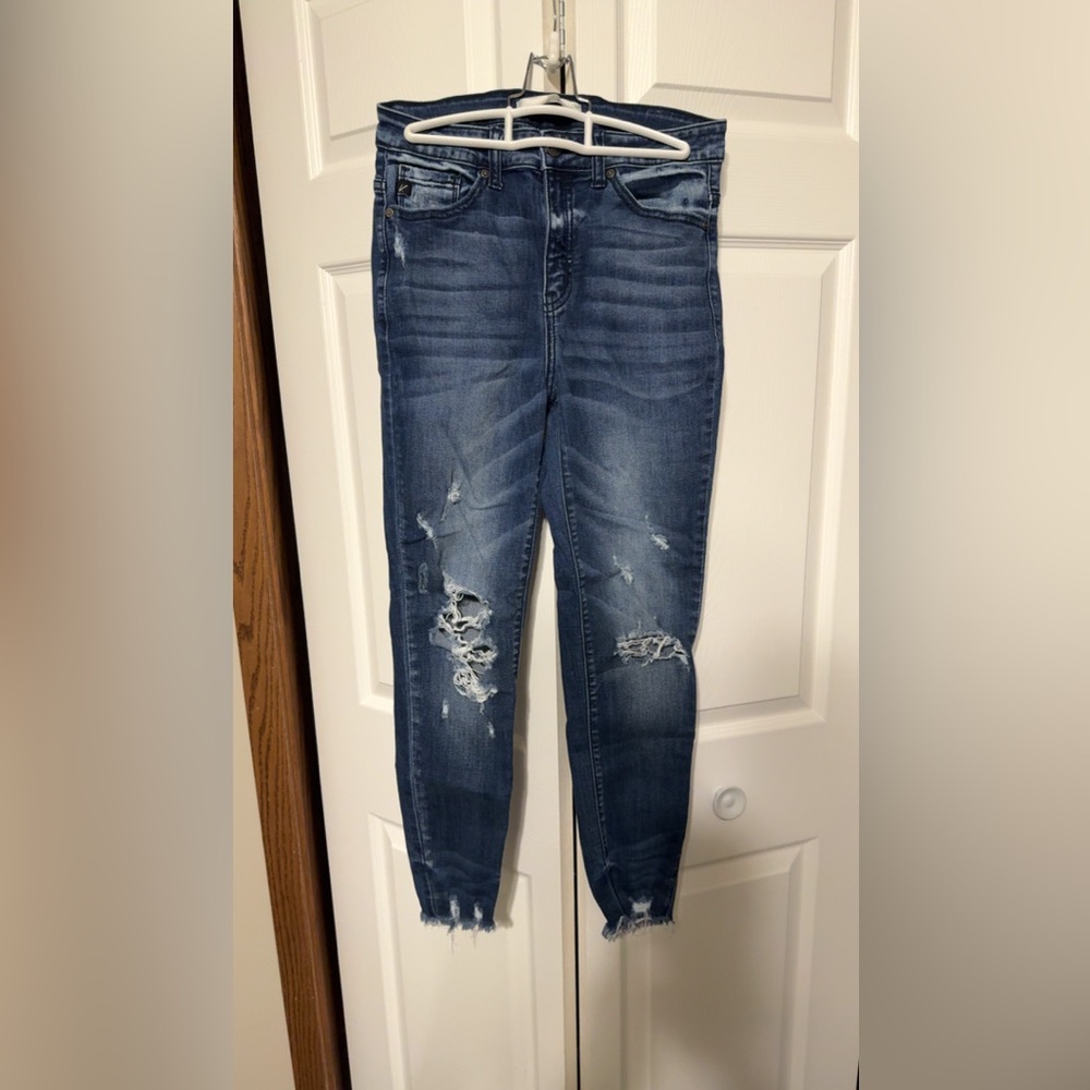 KanCan Blue Ankle Cropped Jeans with Distressed Details